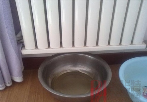 家里暖气片为什么会漏水？